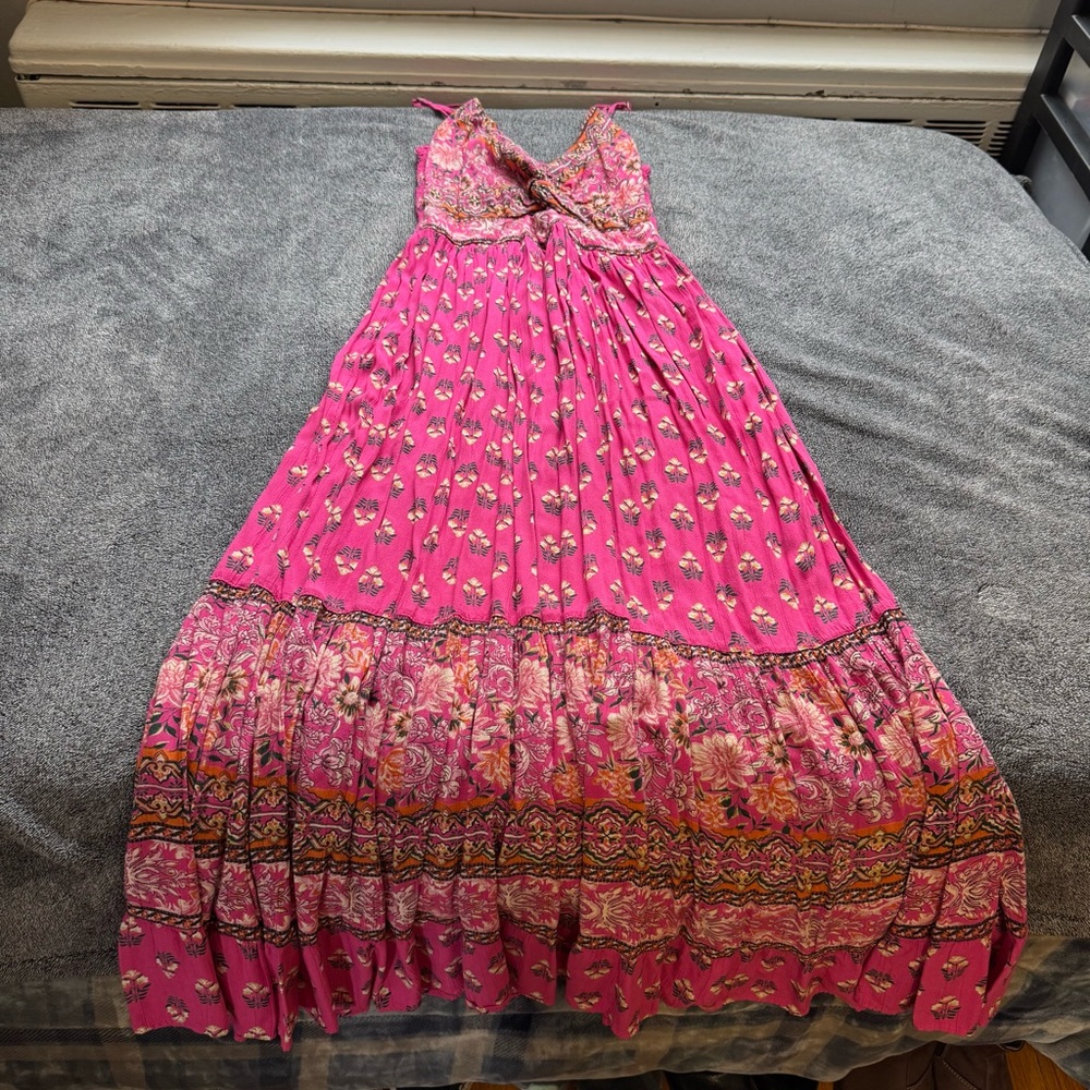 Angie Twist Front Maxi Dress - Fuchsia - Picture 2 of 16